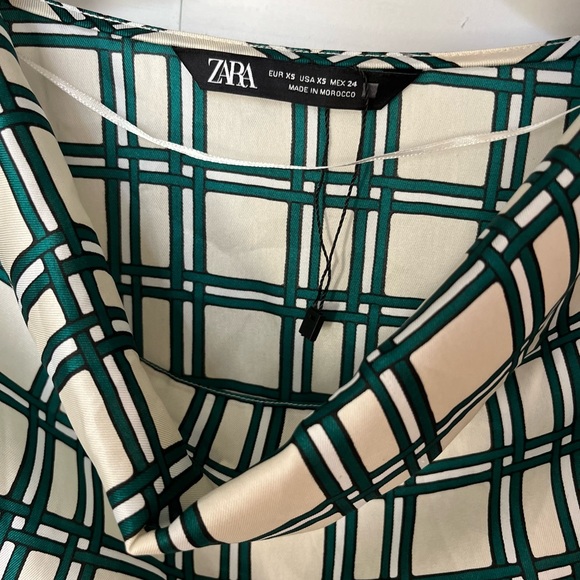 Zara Tops - ZARA cowl neck sleeveless top green check size XS